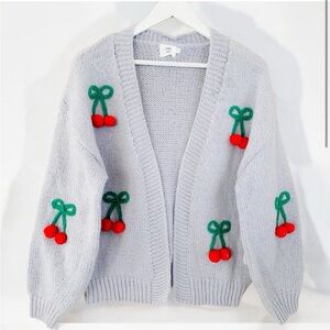 🆕 Luna Ivy Cherry Chunky Sweater in Size Medium